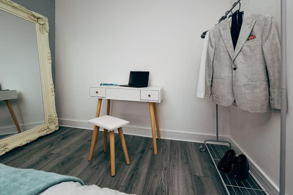 Park & Relax In 1Bd Central Liverpool Home 외부 사진